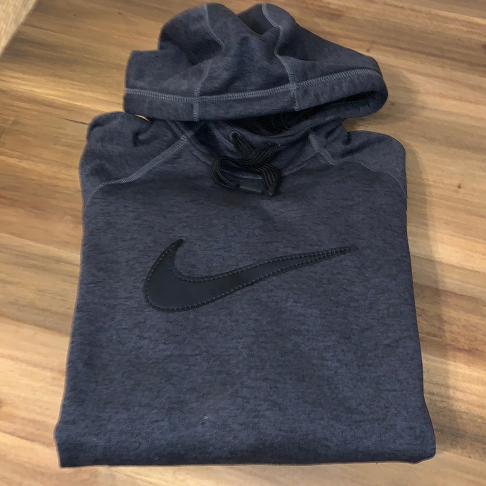 Nike gray fitted Dry-Fit Hoodie
